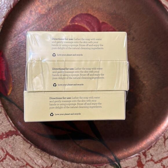 Men’s The Natural Co Goat’s Milk & Lemon Myrtle Moisturizing & Soothing x 3 100g - Picture 3 of 7